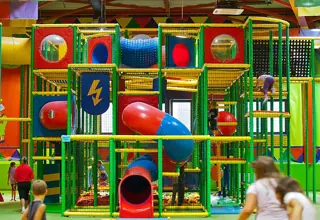 Climbing course in the large play area
