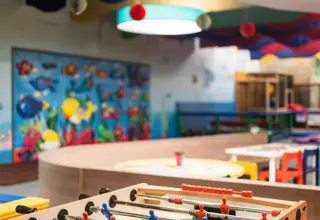 Football table and game table in Kid’s Jungle West